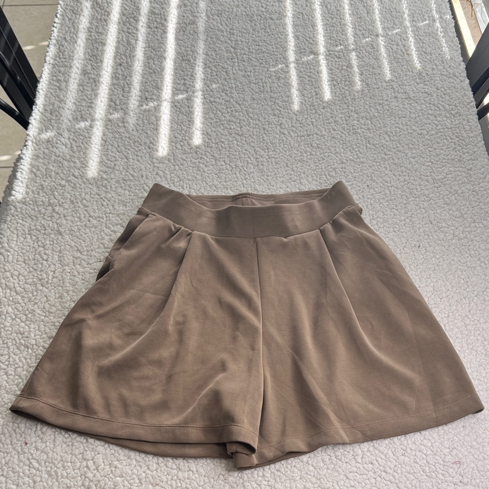 Elegant High Waist Brown Women's Shorts
